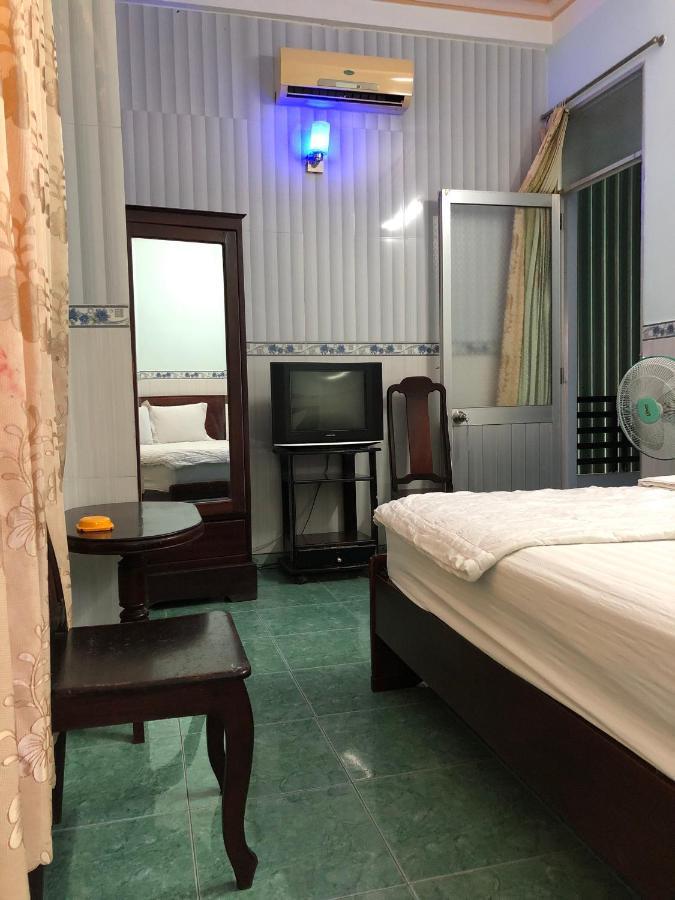 Khach San Phu Phuong Hotel ญาจาง ภายนอก รูปภาพ